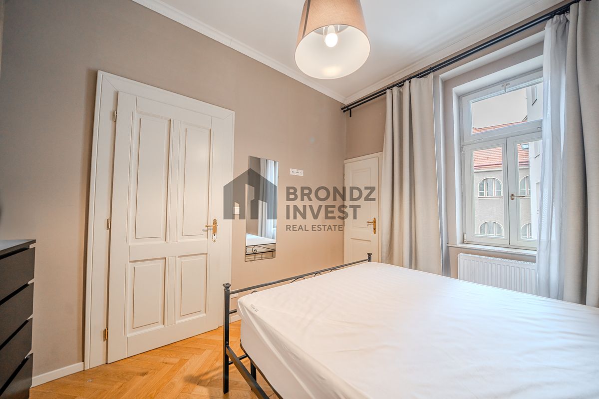 Pronájem bytu 2+kk 45 m² – fotografie 2