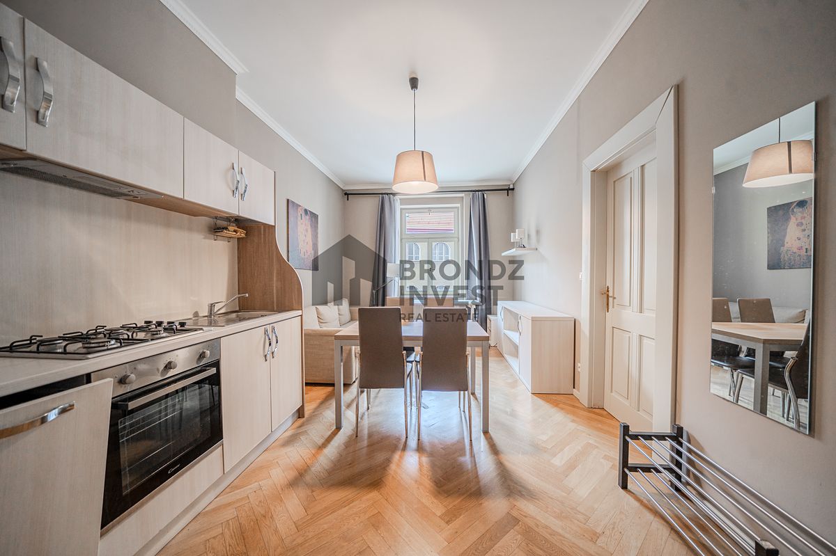Pronájem bytu 2+kk 45 m² – fotografie 3