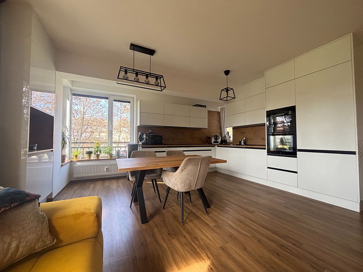 Prodej bytu 3+kk 91 m² (Jednopodlažní)