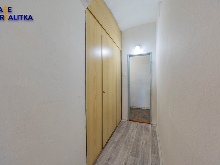 Комерційне приміщення в оренду, 42 м² (7 з 12)