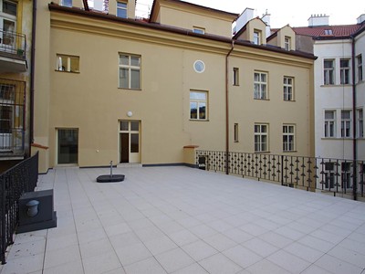 Pronájem bytu 2+kk 125 m²