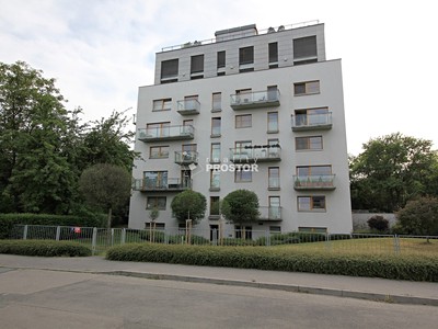 Pronájem bytu 3+kk 85 m²