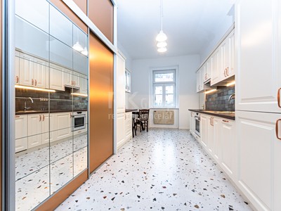 Pronájem bytu 2+kk 49 m²