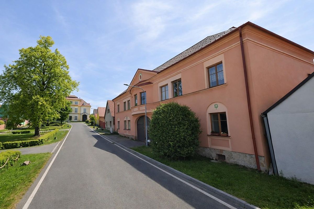 Pronájem bytu 1+1 36 m² – fotografie 3