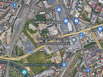 Pronájem komerčního pozemku 9000 m²