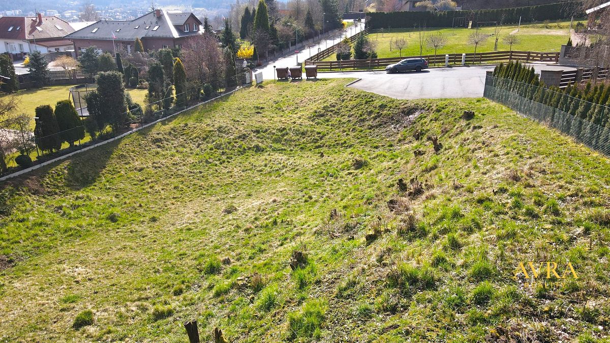 Prodej stavebního pozemku 1253 m² – fotografie 3