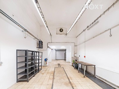 Pronájem skladového prostoru 232 m²