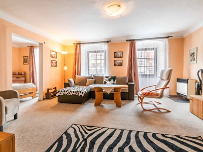 Pronájem bytu 2+1 56 m² (Jednopodlažní)