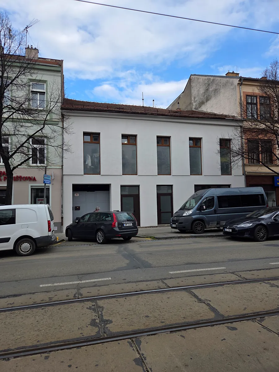 Prodej činžovního domu 220 m²