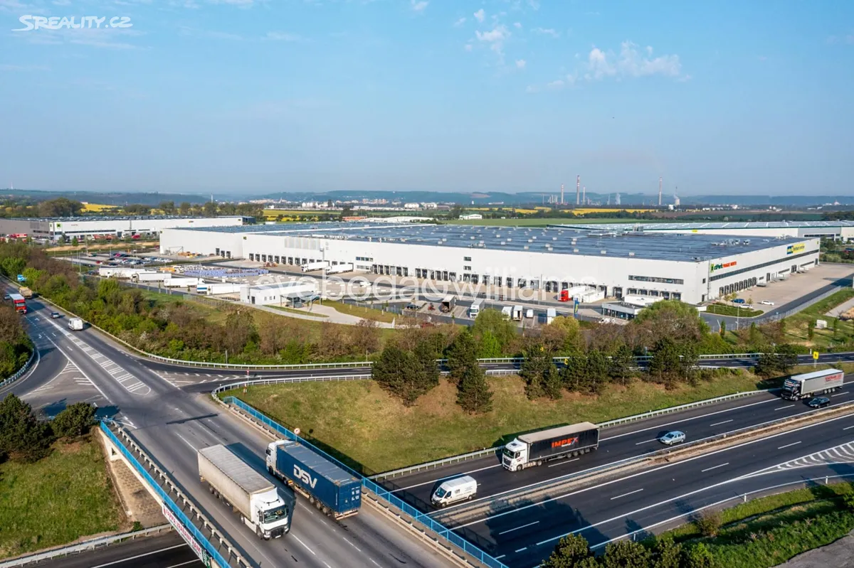 Pronájem skladového prostoru 3512 m² – pohled 3