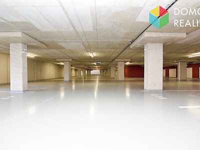 Pronájem garážového stání 12 m²