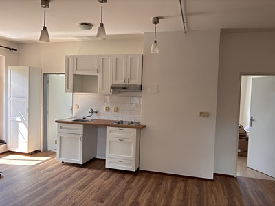 Pronájem bytu 2+kk 75 m²