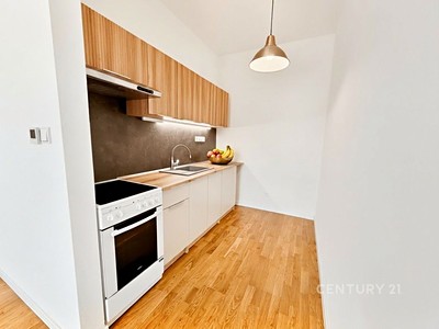 Pronájem bytu 2+kk 35 m²