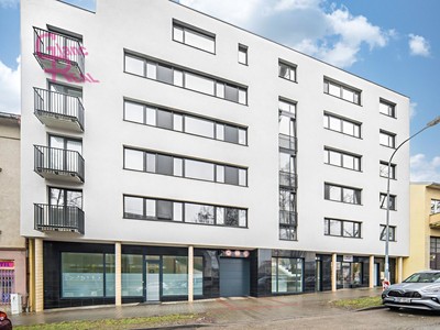 Pronájem bytu 1+kk 27 m²