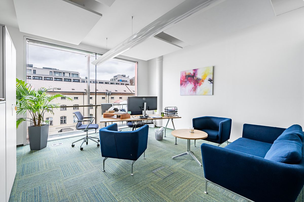 Pronájem kanceláře 545 m²