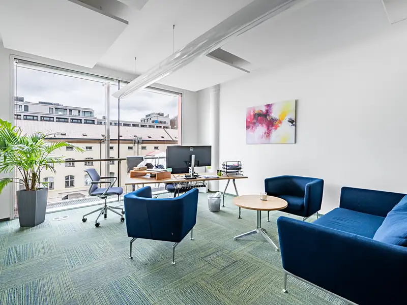 Pronájem kanceláře 545 m², Praha – náhled fotky 1