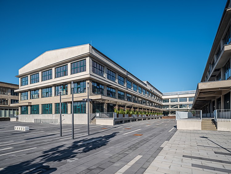Комерційне приміщення в оренду, 234 м² (1 з 19)