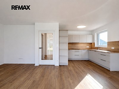 Pronájem bytu 5+kk 119 m²