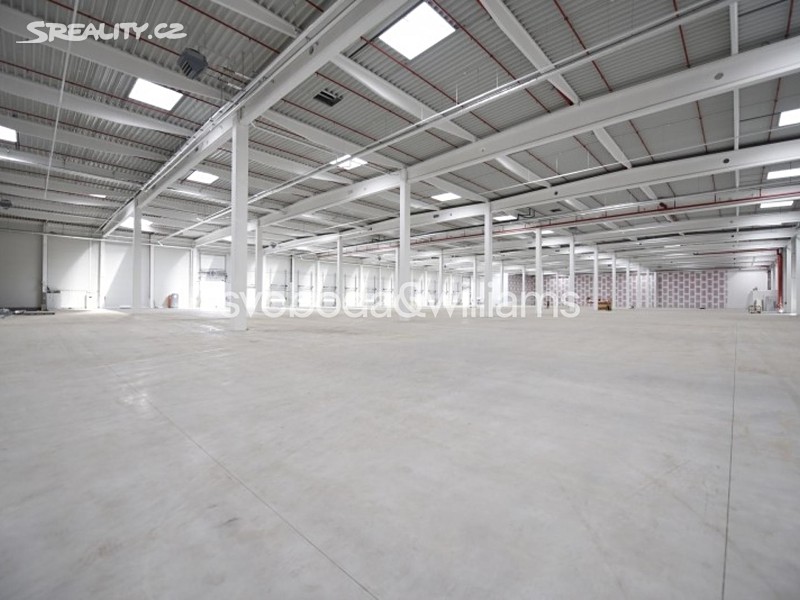 Pronájem výrobní haly, prostoru 2 671 m² – pohled 5
