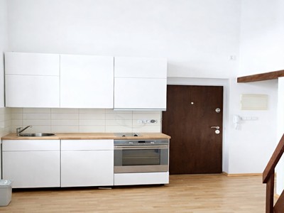 Pronájem bytu 1+kk 30 m²