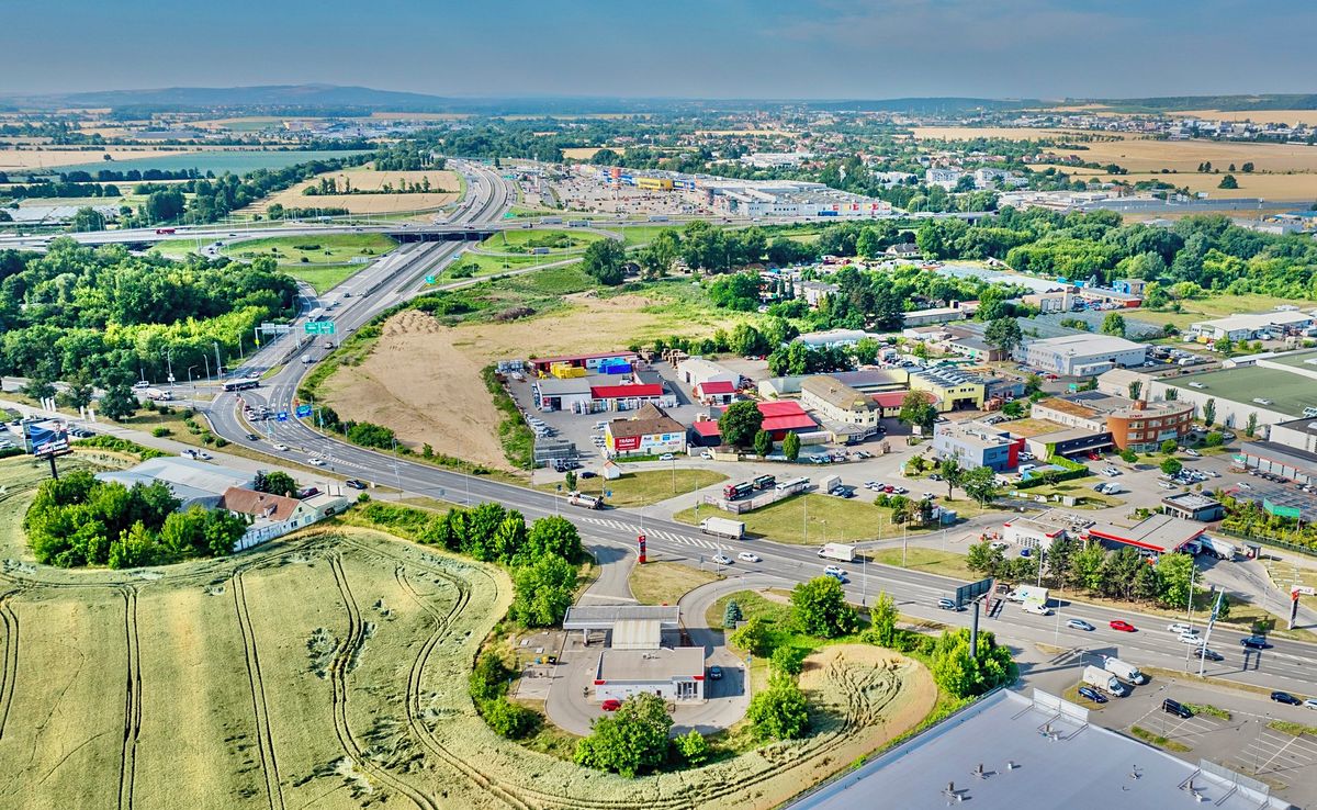Prodej obchodního prostoru 3000 m² – fotografie 4