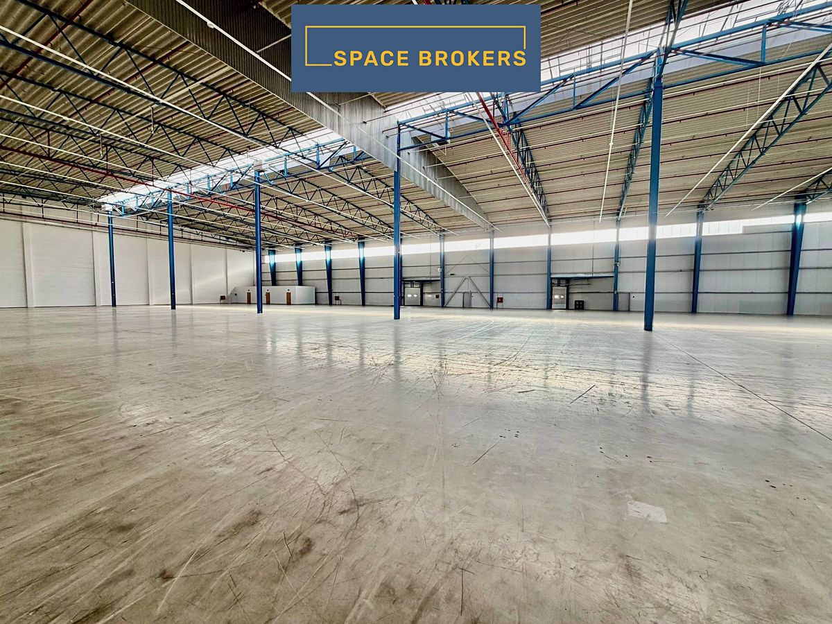 Pronájem skladového prostoru 4054 m² – fotografie 4