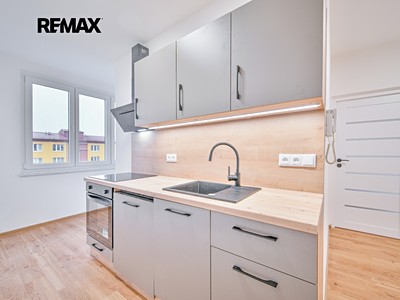 Pronájem bytu 2+1 54 m²