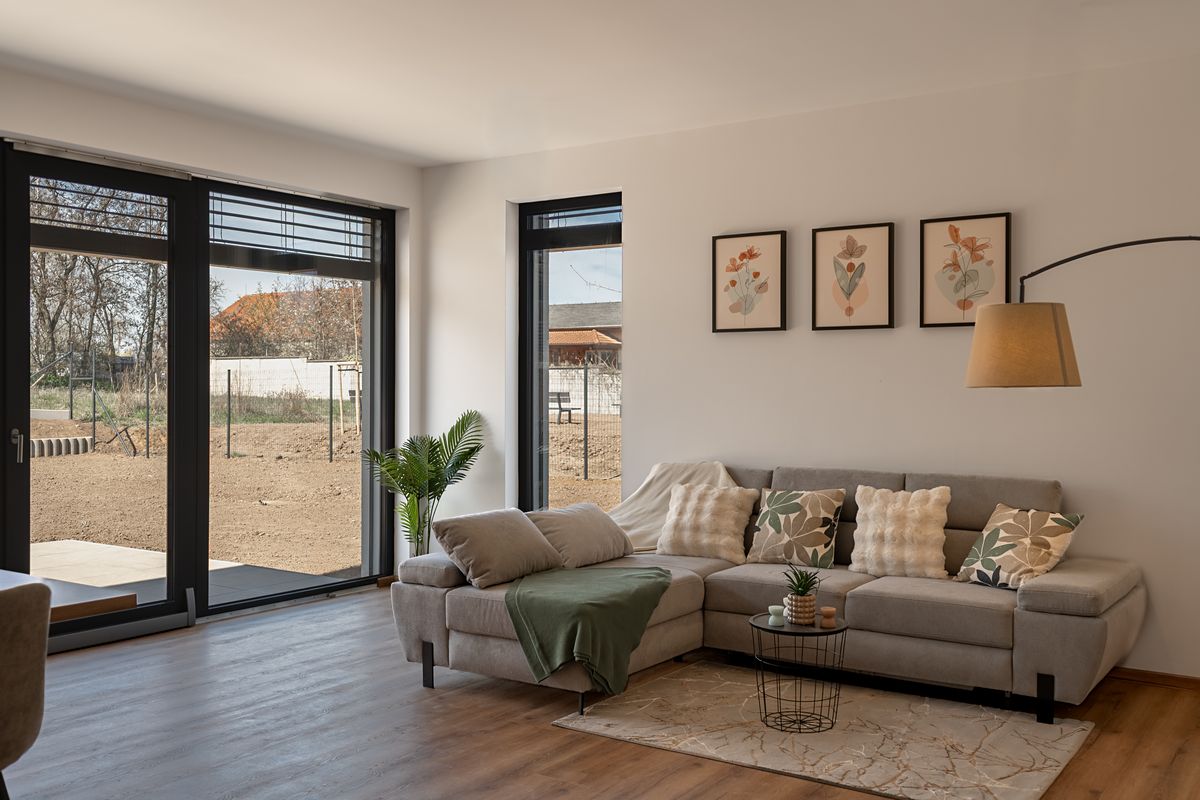 Prodej rodinného domu 120 m², pozemek 402 m² – fotografie 2