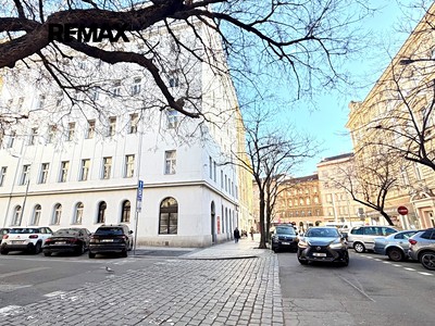 Pronájem obchodního prostoru 78 m²