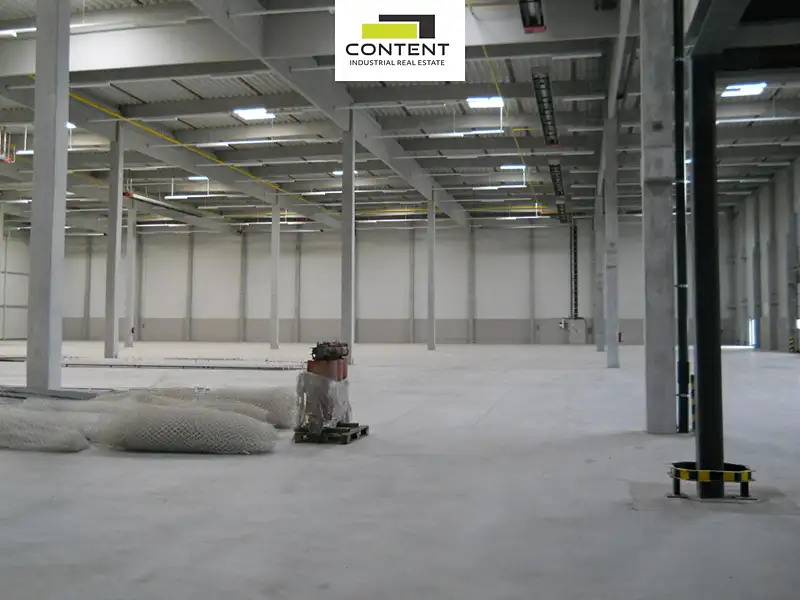 Pronájem skladového prostoru 5667 m², Úžice – náhled fotky 3
