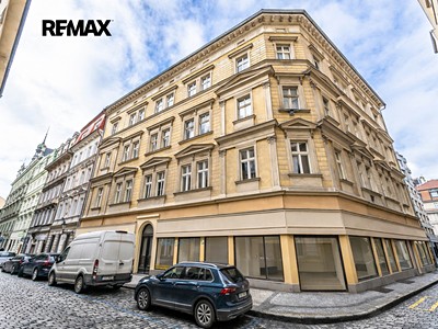 Prodej bytu 6 pokojů a více 143 m²