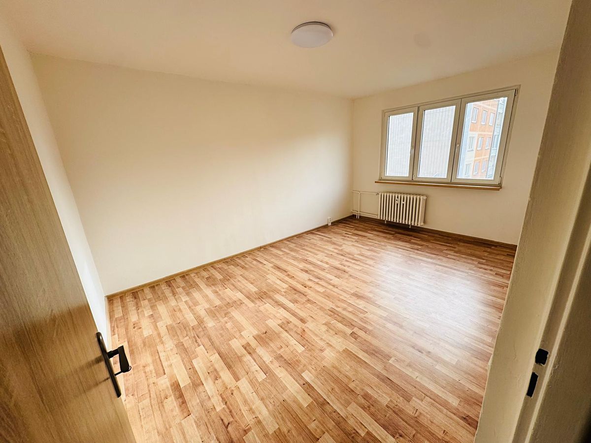 Pronájem bytu 2+1 54 m² – fotografie 5