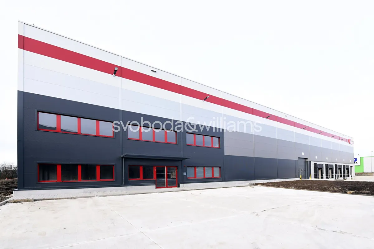 Pronájem skladového prostoru 4835 m², Plazy