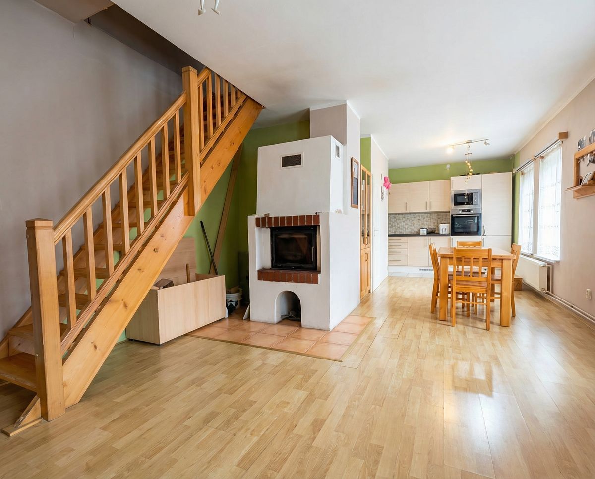 Prodej rodinného domu 90 m², pozemek 183 m² – fotografie 3