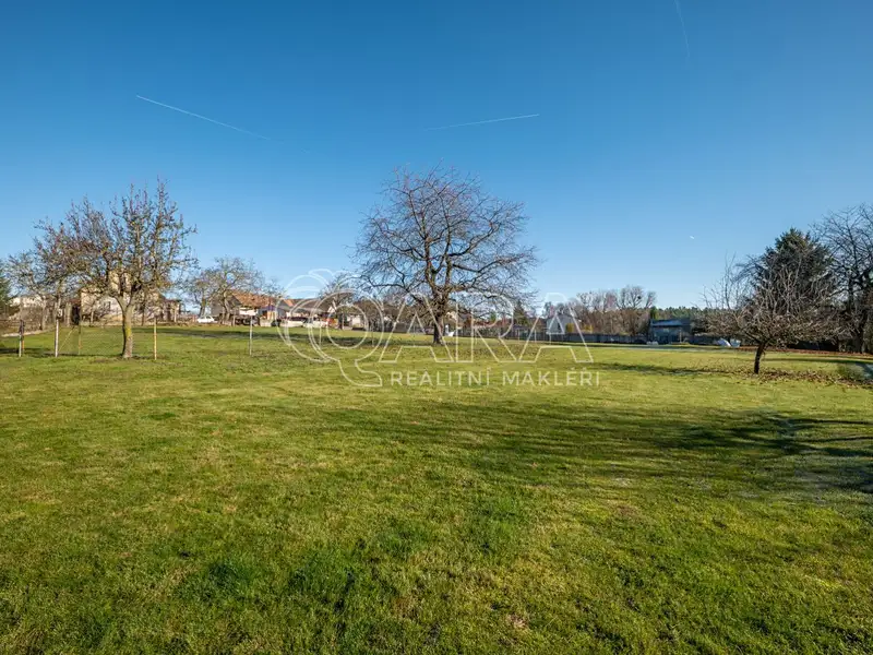 Prodej stavebního pozemku 2610 m², Čečelovice – náhled fotky 1