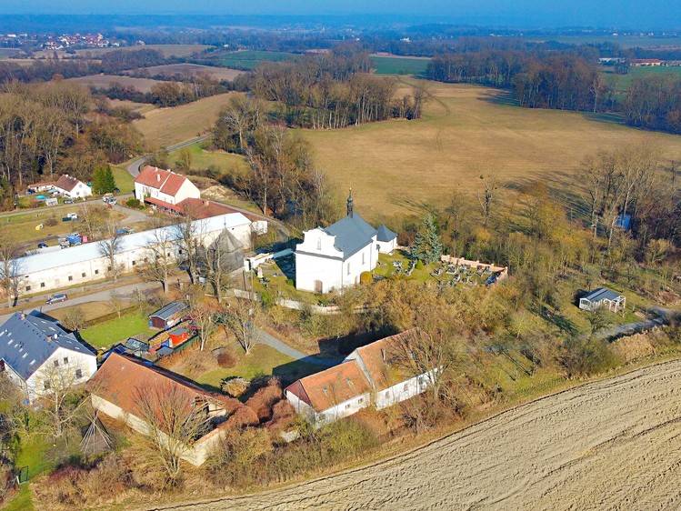 Prodej pozemku, 8 684 m² (4 z 16)