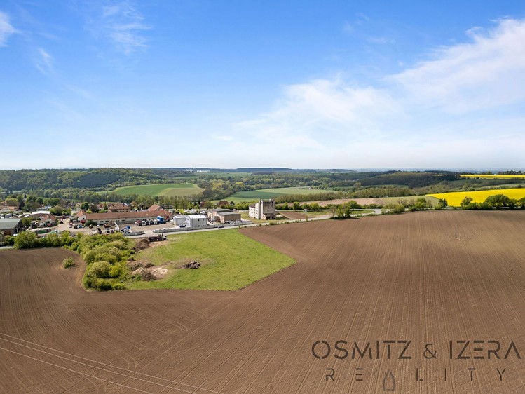 Prodej komerčního prostoru, 3 671 m² (22 z 30)