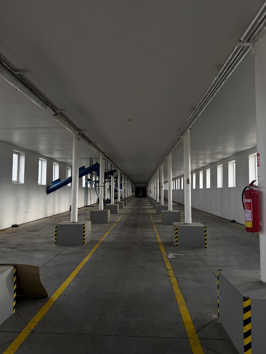 Pronájem skladového prostoru 1051 m²