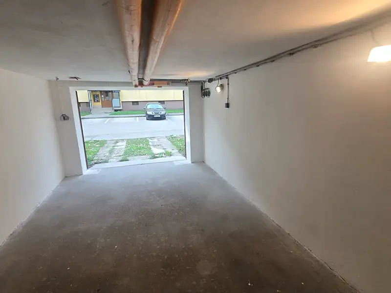 Prodej garáže 17 m², Frýdek-Místek – náhled fotky 1