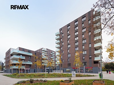 Pronájem obchodního prostoru 32 m²