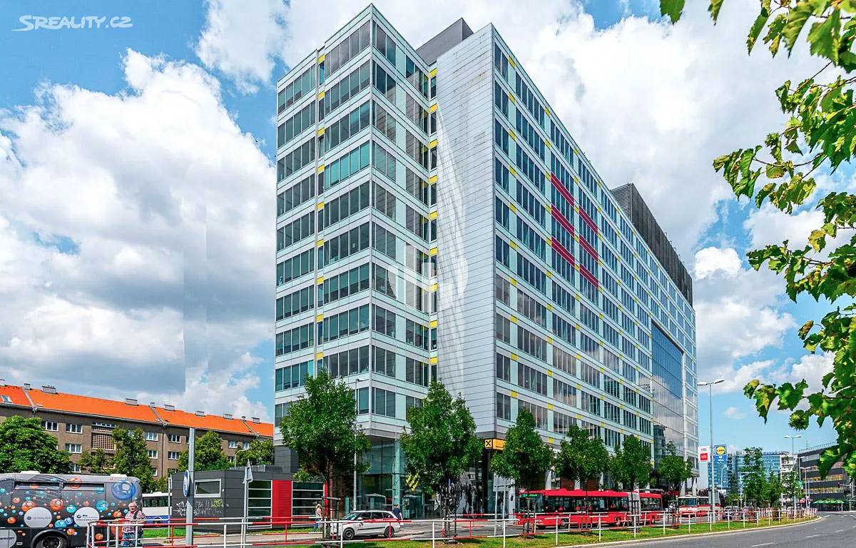 Pronájem kanceláře 463 m², Praha