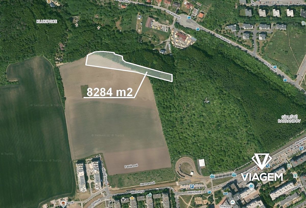 Prodej komerčního pozemku 9977 m²