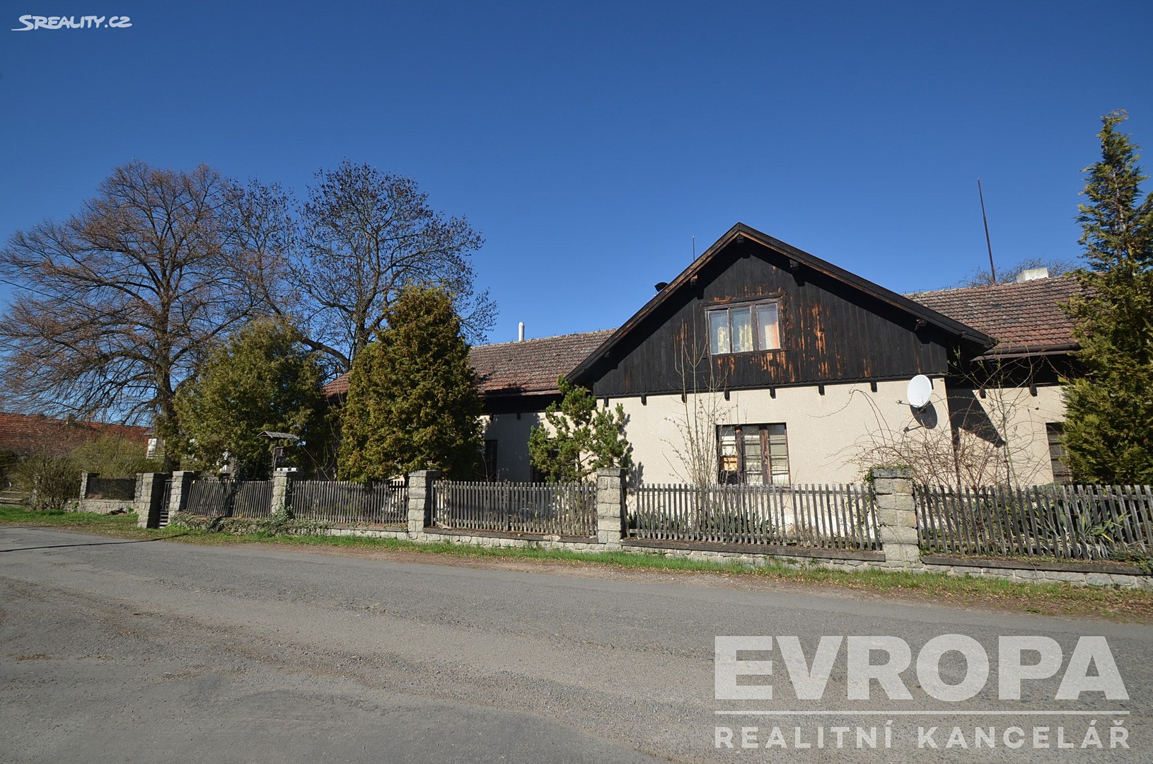 Prodej  rodinného domu 780 m², pozemek 5 958 m², okres Příbram