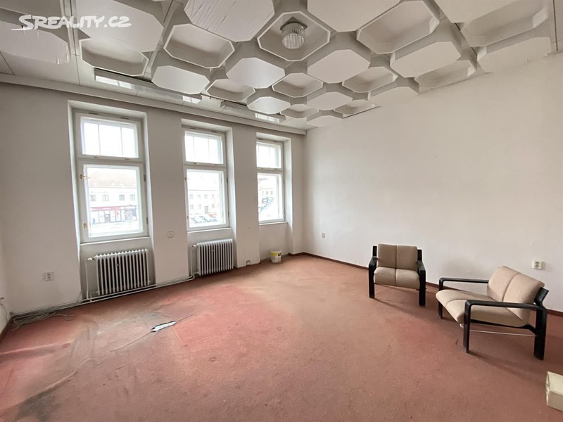 Pronájem kanceláře 67 m² – další
