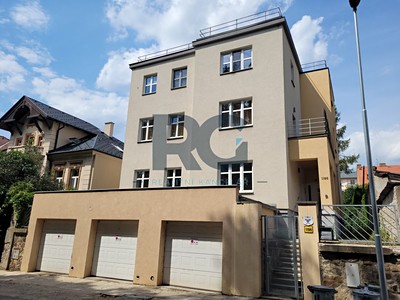 Pronájem bytu 3+kk 116 m²