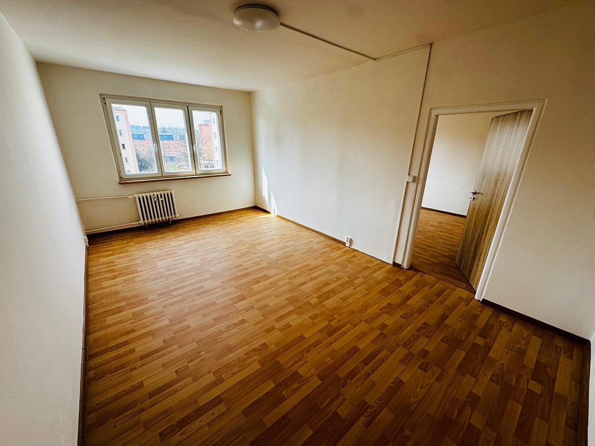 Pronájem bytu 2+1 55 m² – fotografie 2