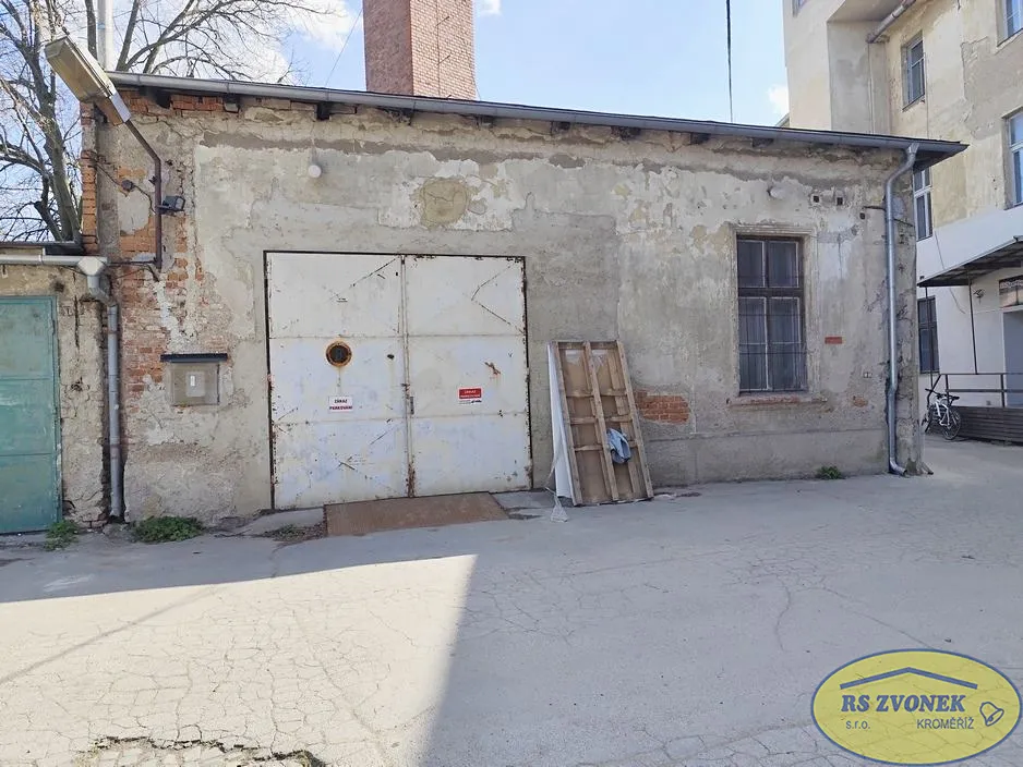 Pronájem skladového prostoru 147 m²
