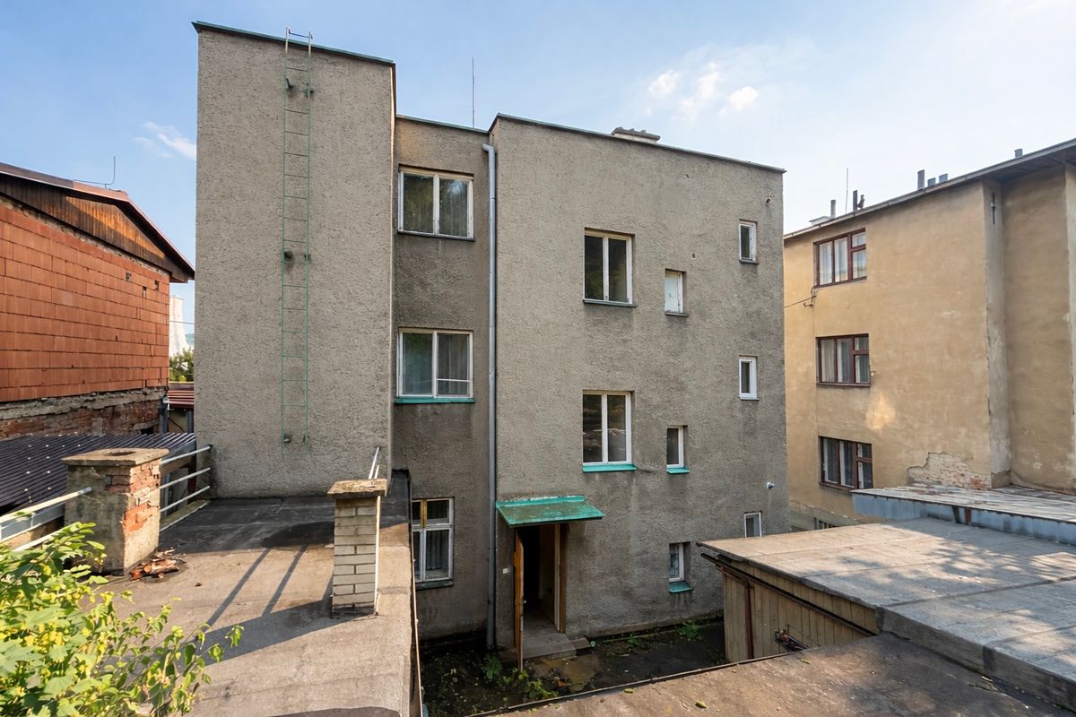 Prodej činžovního domu 244 m² – fotografie 3