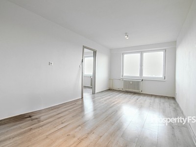 Pronájem bytu 1+1 34 m² (Jednopodlažní)