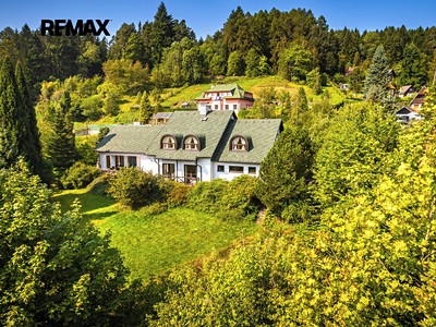 Prodej  rodinného domu 350 m², pozemek 4 815 m²